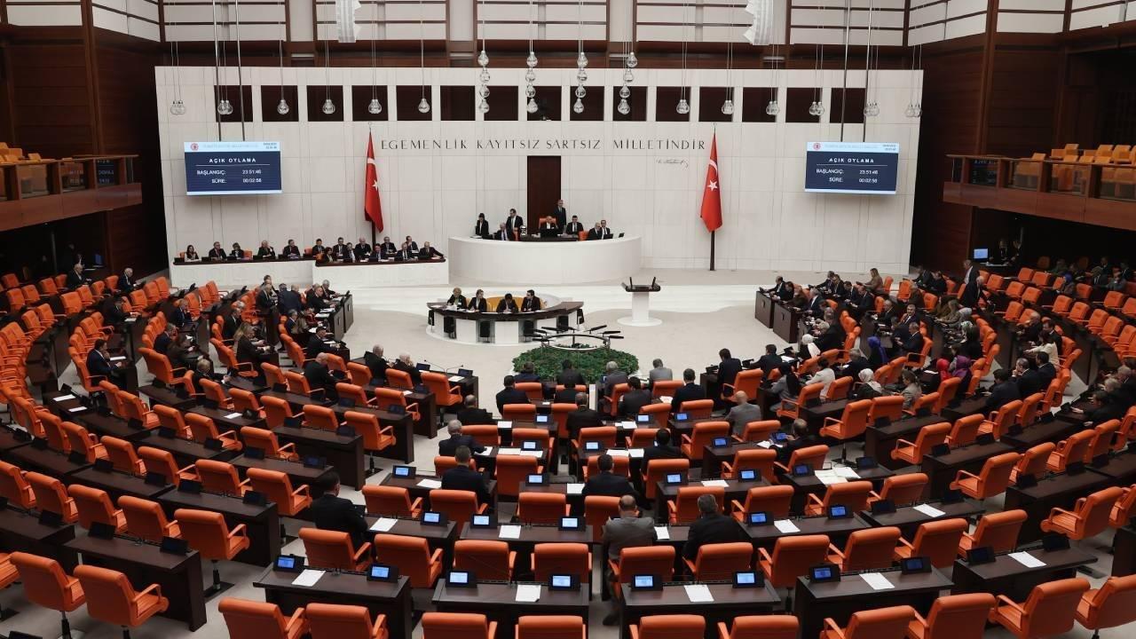 YENİ YASAMA DÖNEMİ BAŞLIYOR