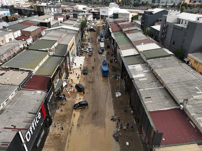 İstanbul’da Sel ve Su Baskınlarından Etkilenenlere 15 Bin TL Yardım Yapılacak