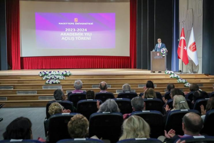 Gençlerimiz Bize, Biz de Gençlerimize Yol Göstereceğiz