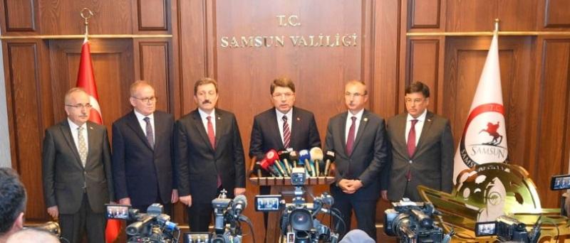 Bakan Tunç: Dünyanın gözü önünde adeta soykırım yapılıyor