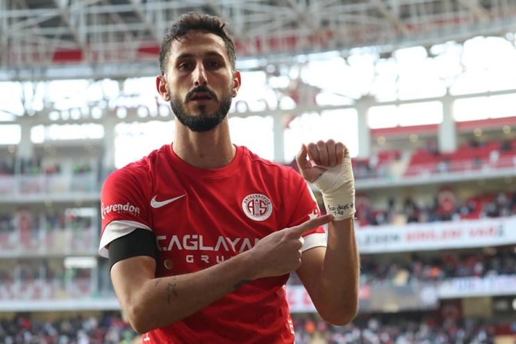 İSRAİLLİ FUTBOLCU SAGİV JEHEZKEL, GÖZ ALTINA ALINDI