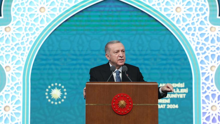 ERDOĞAN: 15 TEMMUZ, HOCA KILIKLI SAHTEKARIN ÜLKEMİZE ZARARININ SON ÖRNEĞİDİR