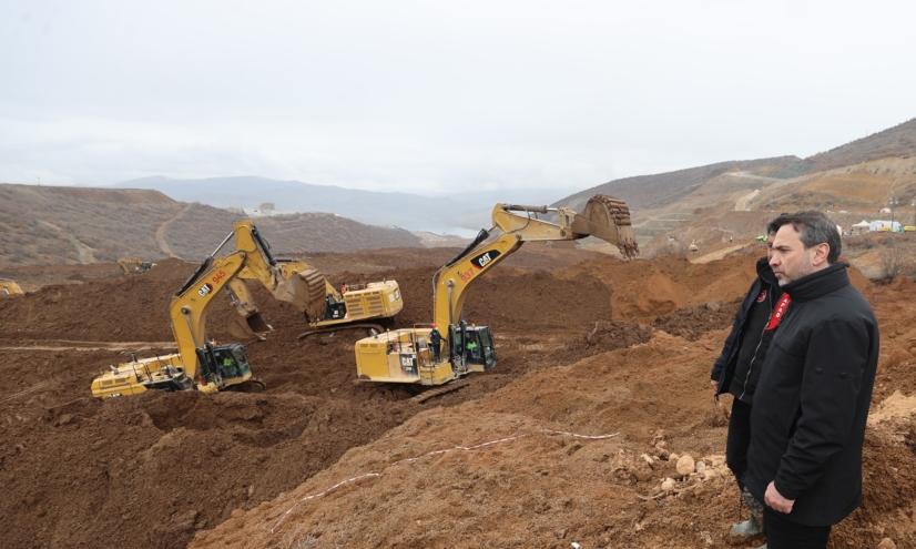 ERZİNCAN’DAKİ MADENİN MÜDÜRÜ YAKALANDI; KAYIP İŞÇİLER ARANIYOR