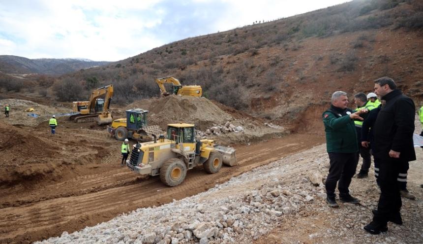 ERZİNCAN’DA HEYELAN RİSKİ; ARAMALAR DURDURULDU