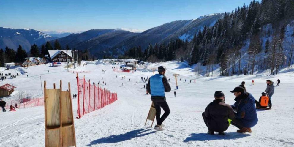 ARTVİN, GELENEKSEL KIZAK YARIŞLARI’NA EV SAHİPLİĞİ YAPTI